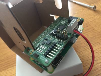 Assembling Google AIY Voice Kit V2.0 010